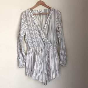NWT Billabong Romper